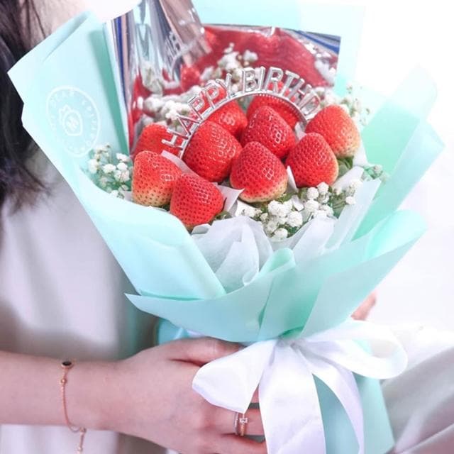 【My Dear草莓花束】經典蒂芬尼草莓花束生日禮盒組(水果花束/情人節/告白/生日禮物/超人氣花束/草莓)