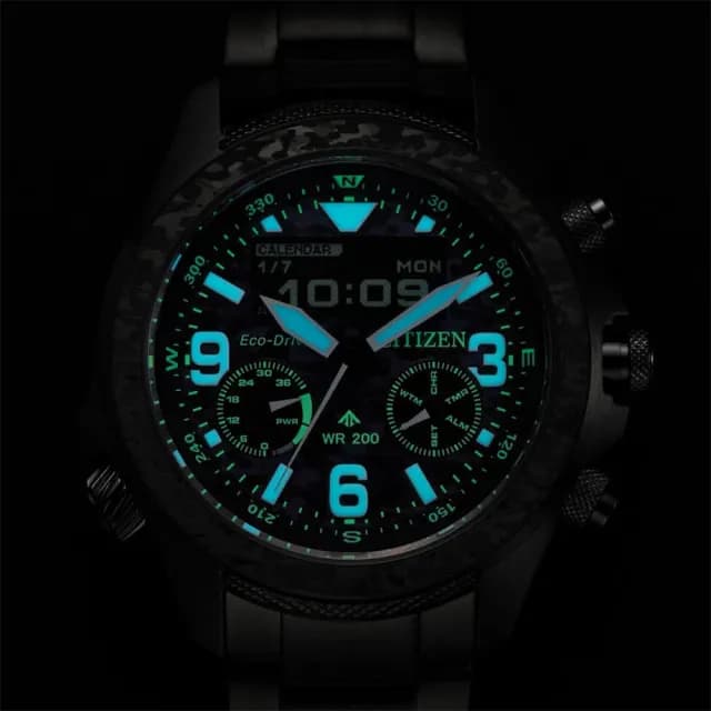 【CITIZEN 星辰】Promaster 35週年限量 陸 叢林迷彩光動能液晶顯示手錶 七夕 情人節禮物(JV1008-63E)