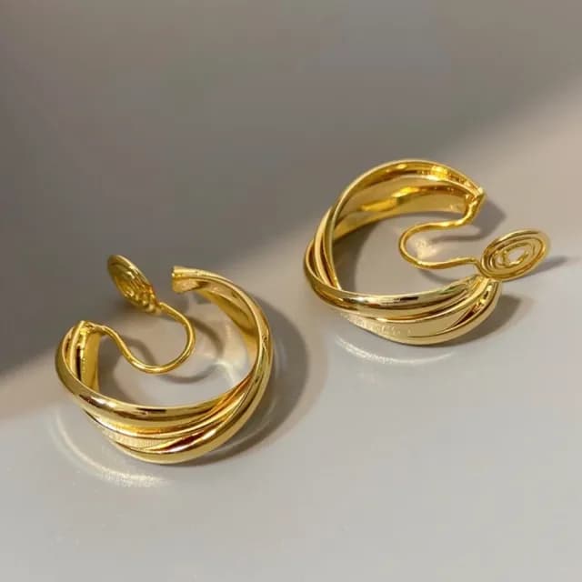 【質感配件】日系霧面扭結感金屬圈圈耳夾(無耳洞 夾式 耳環 耳飾 厚圈 金屬感 復古 約會 日常)