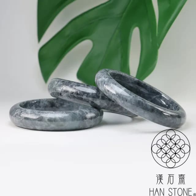 【漢石齋】情人節禮物 天然翡翠A貨 手鐲玉鐲 烏雞種(版寬12mm以上隨機出)