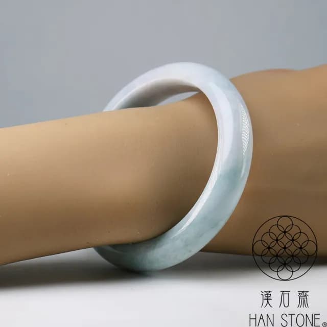 【漢石齋】情人節禮物 天然翡翠A貨 手鐲玉鐲 春帶彩種 福 利 品(手圍18.5/版寬13.2mm)