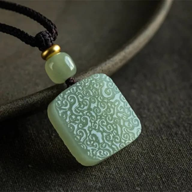 【Penny珮妮】和田玉青玉祥雲紋無事牌吊墜項鍊(母親節 生日禮 情人節 交換禮物 送女友 尾牙 新年 結婚)