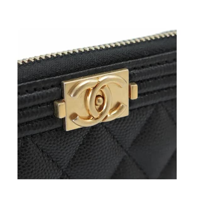 【CHANEL 香奈兒】A80602 經典BOY系列金釦菱格紋ㄇ字拉鍊零錢包/短夾(黑色)