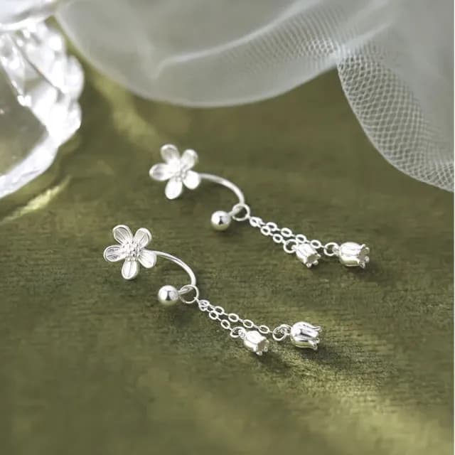 【溫婉氣質】鈴蘭花流蘇鎖珠耳環1對(耳線 耳墜 飾品 耳飾 耳針 耳釘 首飾 垂墜耳環 情人節 送禮物)