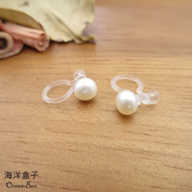 【海洋盒子】溫柔氣質貝珠隱形透明矽膠夾式耳環(無耳洞可戴的夾式耳環)