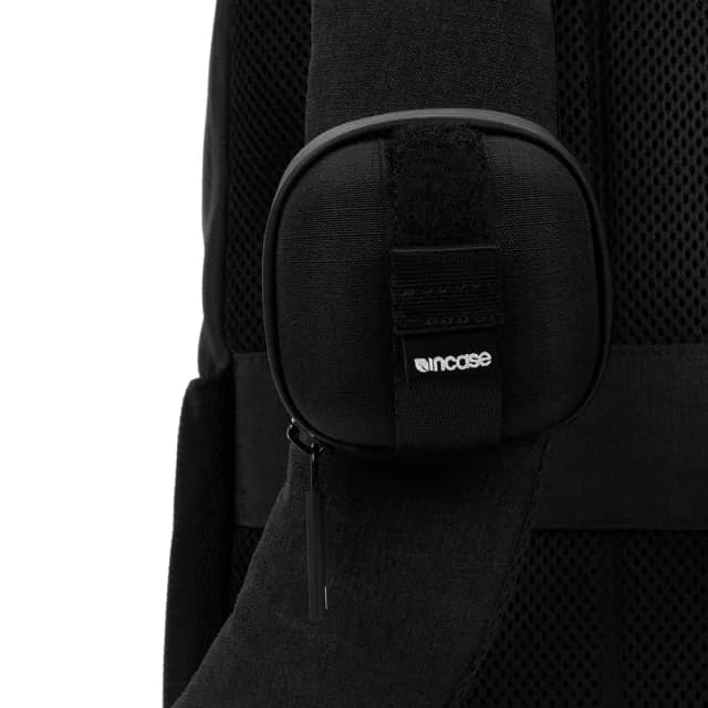 【Incase】AirPods / AirPods Pro Transfer Earbuds Case 無線耳機保護殼(黑)