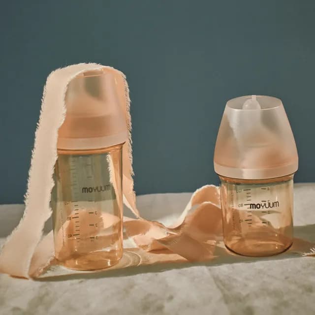 【MOYUUM】mov.aa圓口偏心奶瓶 經典款 250ml(3m+)