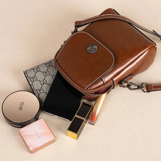 【MoonDy】馬鞍斜背包 真皮包包 斜背小包 實用禮物 女包 牛皮包包 手機包 生日禮物 包包女