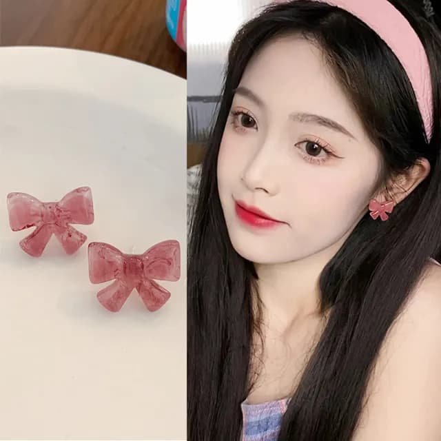 【MISA】韓國設計清新甜美粉色蝴蝶結造型耳環(粉色耳環 蝴蝶結耳環)
