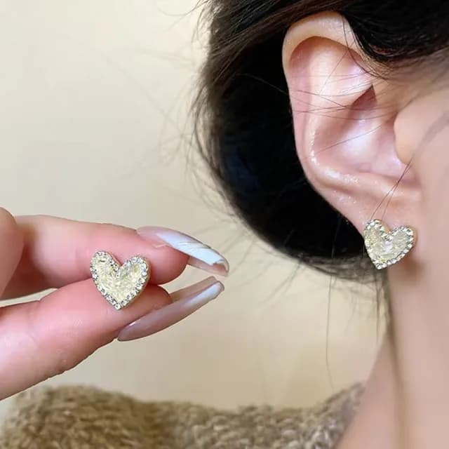 【Emi 艾迷】韓系沉醉美好愛心耳環 夾式耳環 無耳洞耳夾(925銀耳針/蚊香盤耳夾)