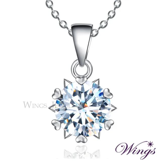 【WINGS】一克拉八心八箭項鍊《幸福捧花》｜愛心鑽爪設計・閃耀擬真鑽(送禮 女生禮物 禮盒 情人 七夕 生日)