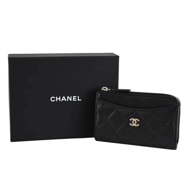 【CHANEL 香奈兒】經典雙C菱格紋小牛皮信用卡證件名片零錢包(黑/淡金)