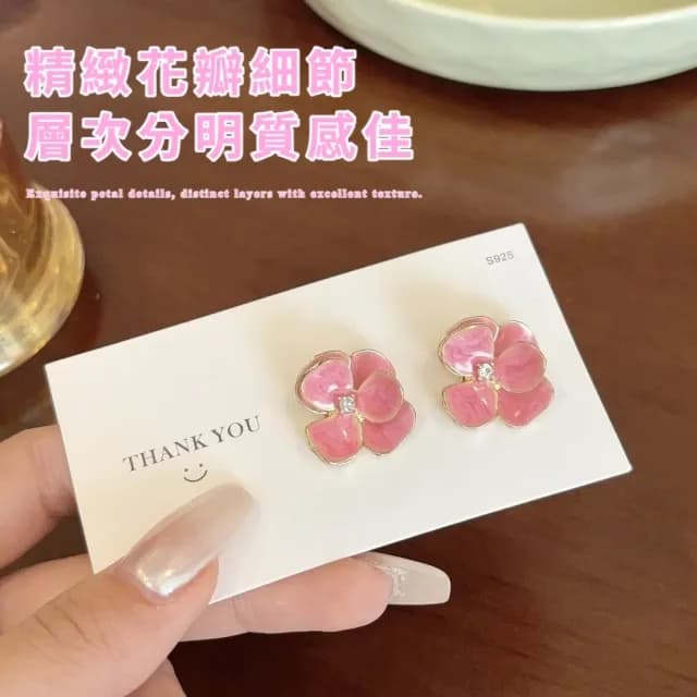 【韓風單品】高級感甜美森系花朵耳環(耳針 耳釘 耳飾 穿搭配件 飾品 復古 洋裝)