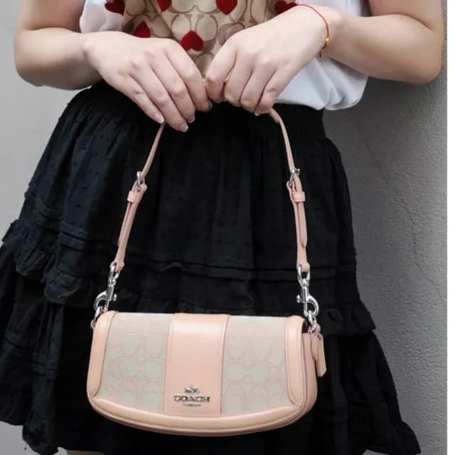 【COACH】ANDREA 經典Logo緹花l單肩手袋小號(蜜桃粉色/贈原廠防塵袋紙袋七夕情人節)