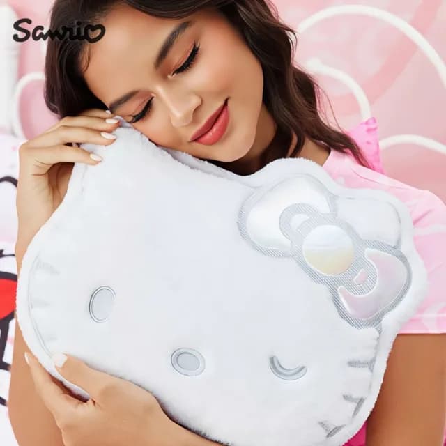 【SANRIO 三麗鷗】Hello Kitty凱蒂貓超柔絨毛薄抱枕靠墊靠枕玩偶枕頭(女友女兒老婆生日情人聖誕交換禮物)