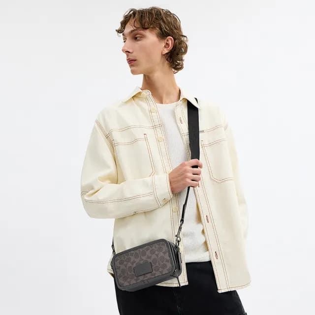 【COACH】蔻馳官方直營 經典 SIGNATURE WYATT斜背手袋 斜背包 側背包 斜挎包-QB/Grey/Charcoal(CW365)