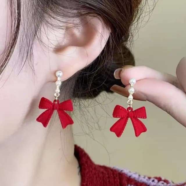 【甜美氣質】珍珠植絨蝴蝶結耳環1對(珍珠耳環 蝴蝶結耳環 裝飾 耳飾)
