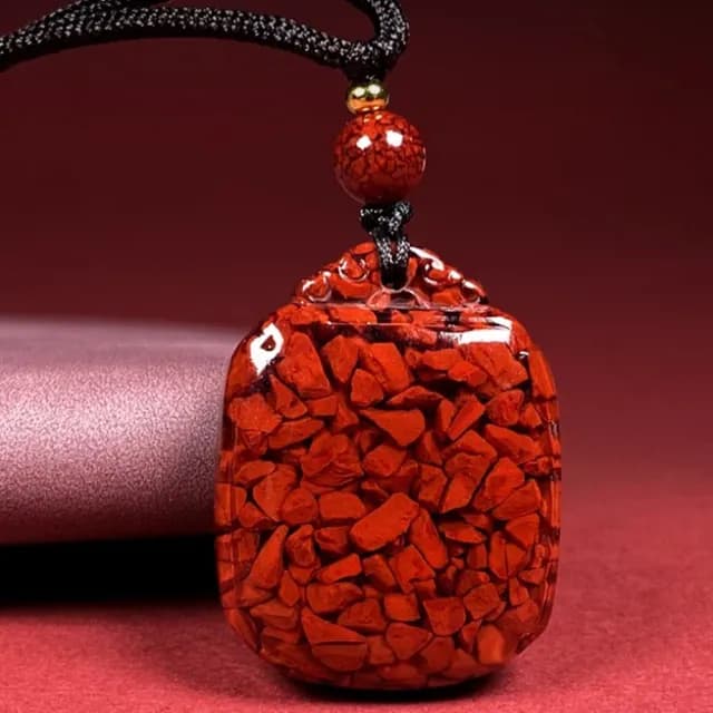 【Penny珮妮】原礦晶體硃砂 無事牌 吊墜項鍊(母親節 父親節 情人節 生日禮物 交換禮物 新婚 新年 尾牙)