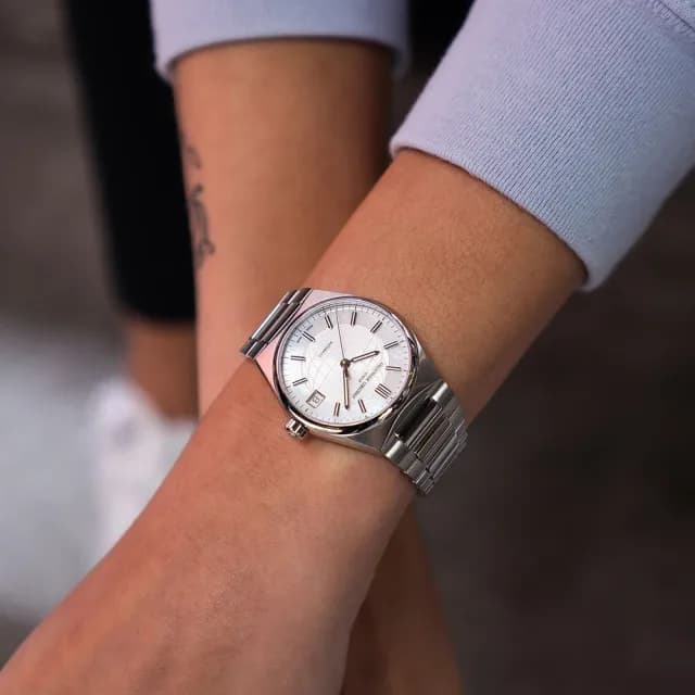 【CONSTANT 康斯登】Highlife COSC 天文台認證自動機械腕錶/39mm 白(FC-303MPW2NH6B)