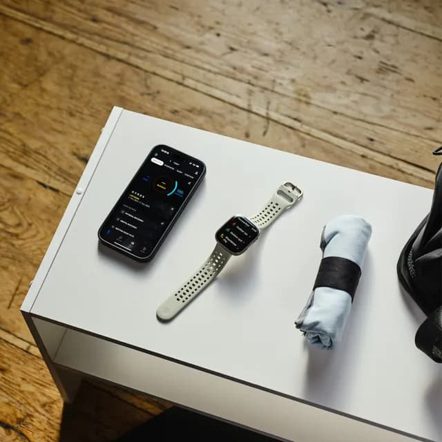 【Amazfit 華米】Bip 6 智慧手錶(24小時健康偵測/ 5ATM防水/ 14天超長續航力/ 藍芽通話/ 2年保固)