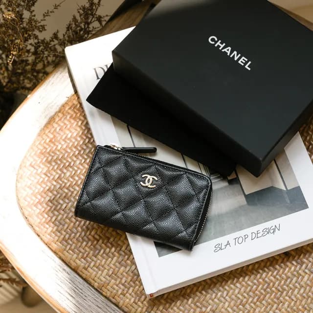 【CHANEL 香奈兒】25B 經典 拉鍊 鑰匙 零錢包(黑/金-L字拉鍊)