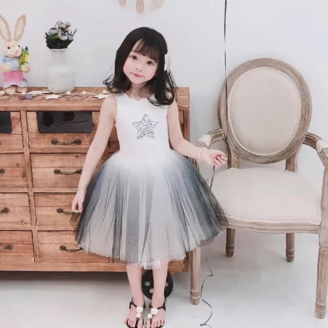 【橘魔法】無袖閃星拼接漸層挺紗裙洋裝(連身裙 澎澎裙 連身洋裝 連衣裙 紗裙 禮服 女童 兒童 童裝)