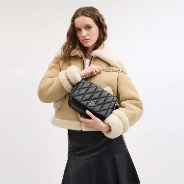 【COACH】蔻馳官方直營 QUINN絎縫手袋-2色可選(CY663)