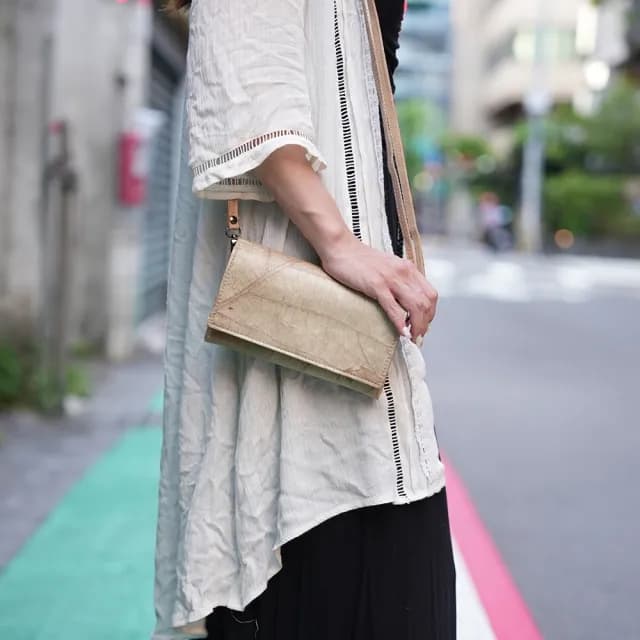 【Tevrin 森光】雙11 樹葉側背長夾(樹葉錢包／環保再生／文青質感／手工製造)