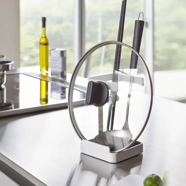 【YAMAZAKI】Plate多功能立式收納架-白(餐具架/食譜架/鍋蓋架/湯杓架/料理架) 