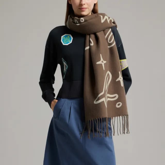 【agnes b.】Sport b. 恐龍 印花 圍巾(棕色)
