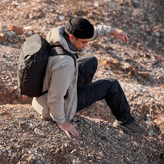 【Bellroy】Venture Travel Pack - 26L 大容量後背包 筆電包 出國旅行 商務 登山包 禮物 送禮 推薦(黑色)
