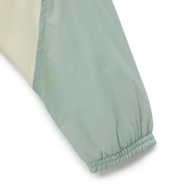 【GIORDANO 佐丹奴】童裝輕量內刷毛連帽外套(81 陰影綠X奶白)