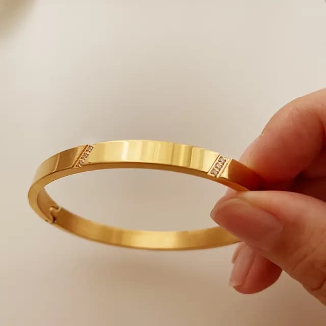 【CReAM】Tracey 簡約斜紋亮鑽水鑽金色女手環手鐲(生日 禮物 送禮 禮盒)