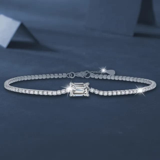 【LEESA】雙11 莫桑石手鍊\S925純銀\百搭設計\送禮推薦\輕奢氣質\抗過敏材質\氣質女神款\百搭手鍊\S925銀飾