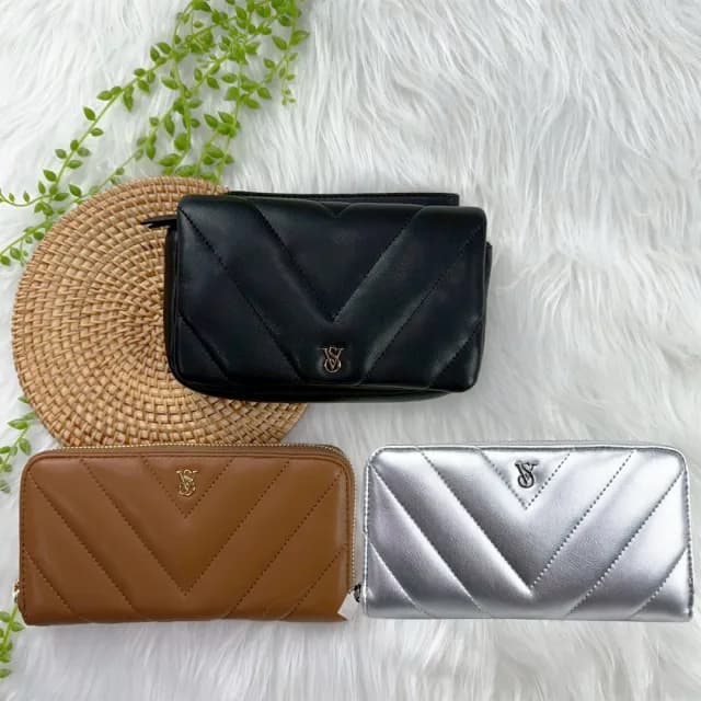 【Victoria Secret】維多利亞的秘密 長夾 VICTORIA SECRET 拉鍊皮夾 質感錢包 零錢袋(1515)