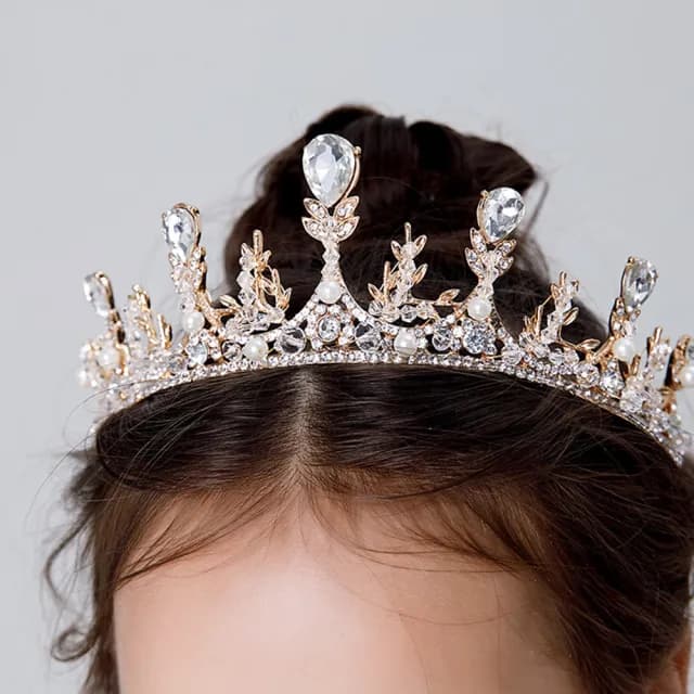 【橘魔法】金色水鑽 華麗水鑽皇冠頭飾(髮飾 頭飾 生日 表演 皇冠 髮夾 花童 禮服 畢業典禮 婚禮)