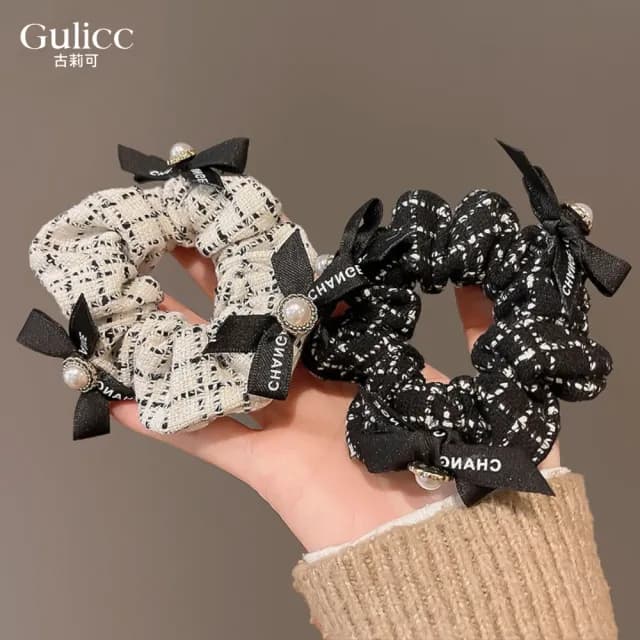 【Gulicc】小香風 珍珠蝴蝶結髮圈(雙11 聖誕節 生日 髮飾 頭飾 鯊魚夾 抓夾 禮物)