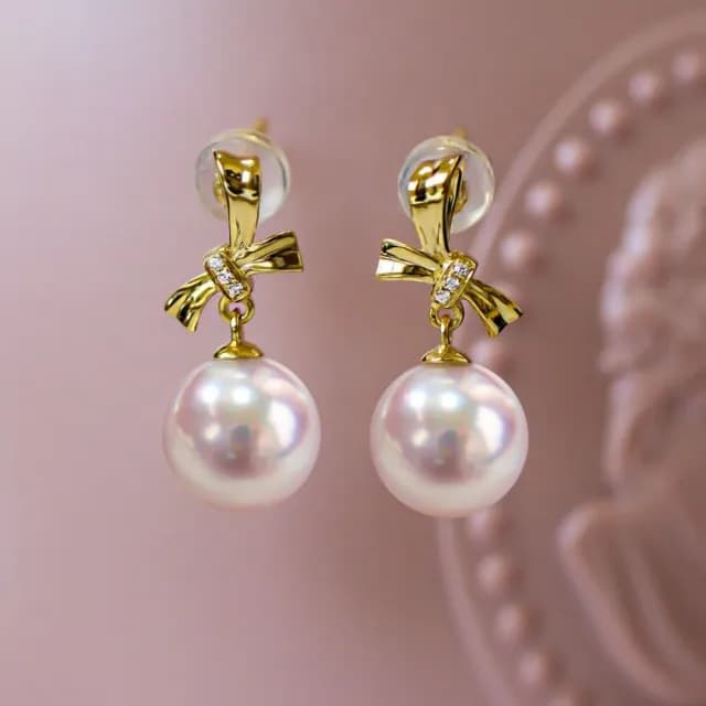 【La Corser】女神款 7.5-8mm 日本 Akoya 天然海水珍珠 耳環 18K金 鑽石 耳釘 蝴蝶結 耳飾 天女級
