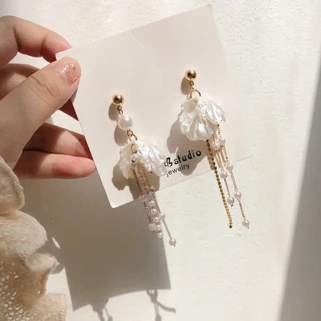 【BBHONEY】超仙長款流蘇耳墜花瓣珍珠氣質耳飾耳夾潮(網美必備款)