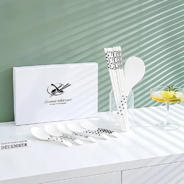 【TWBUY 台灣好購】赫本風陶瓷餐具組禮盒(筷子湯匙飯匙 質感禮物 交換禮物 加厚硬殼禮盒)