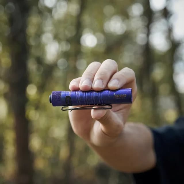【Olight】錸特光電 i5R 限量鈦冰花_鈦合金 350流明(鑰匙圈手電筒 AA筒 質感禮物)