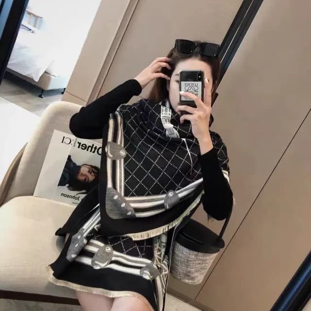 【HaNA 梨花】暖冬將至．黑白艾菲爾鐵塔仿羊絨圍巾(圍脖 圍巾 披肩)
