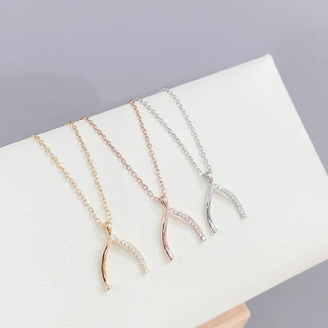 【Umi】韓式東大門簡約奢華時尚優雅百搭銀項鍊(浪漫幾何人字微鑲鑽 韓劇 精緻情人節禮物)