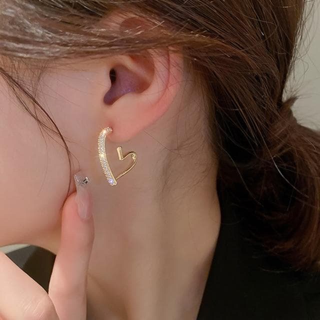 【Emi 艾迷】璀璨愛心鋯石925銀針耳環