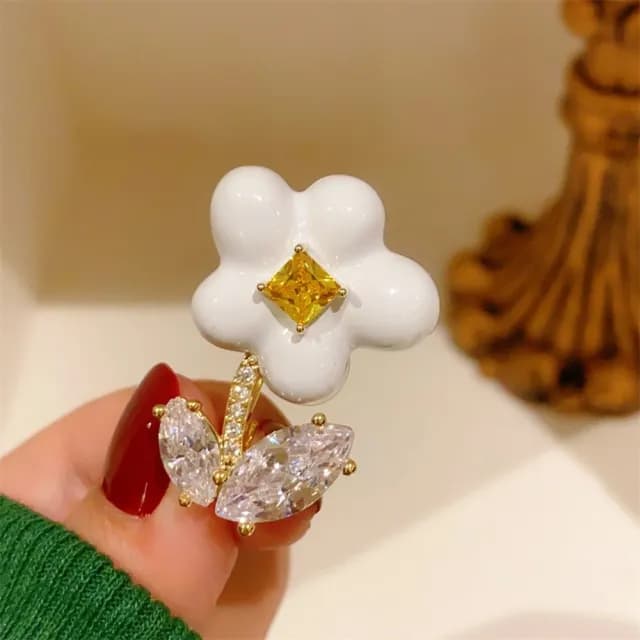 【巴黎精品】現貨+預購 鋯石胸針花朵別針(白色小花水晶優雅生日情人節禮物女飾品a1ah47)