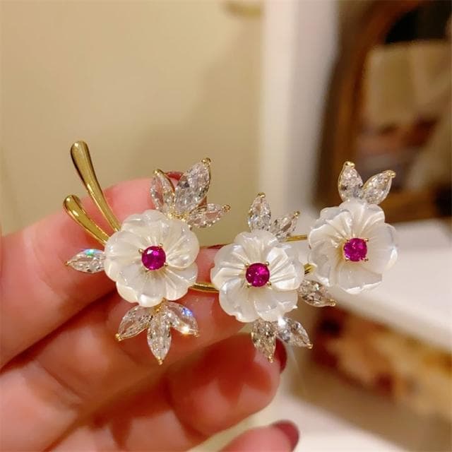 【巴黎精品】現貨+預購 貝殼胸針梅花結別針(鋯石花朵復古胸花生日情人節禮物女飾品a1ah54)