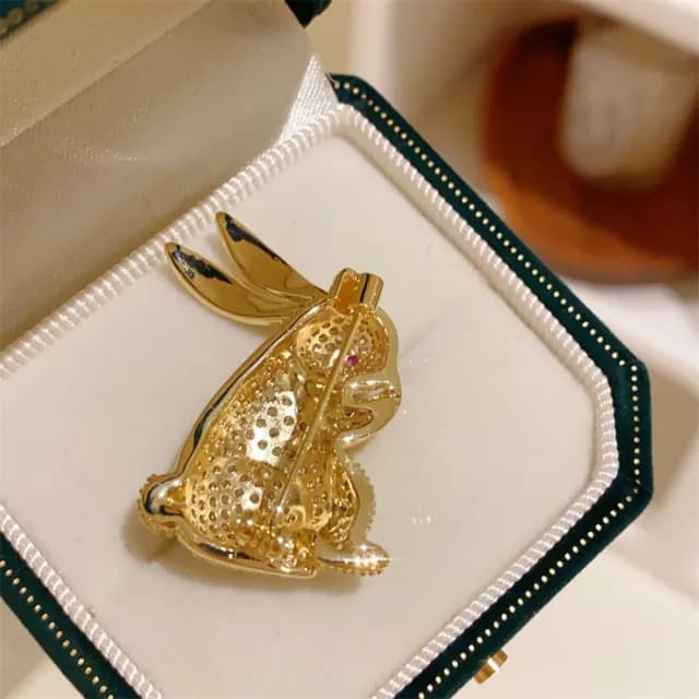 【巴黎精品】現貨+預購 鋯石胸針兔子別針(超萌粉耳十二生肖生日情人節禮物女飾品a1ah19)