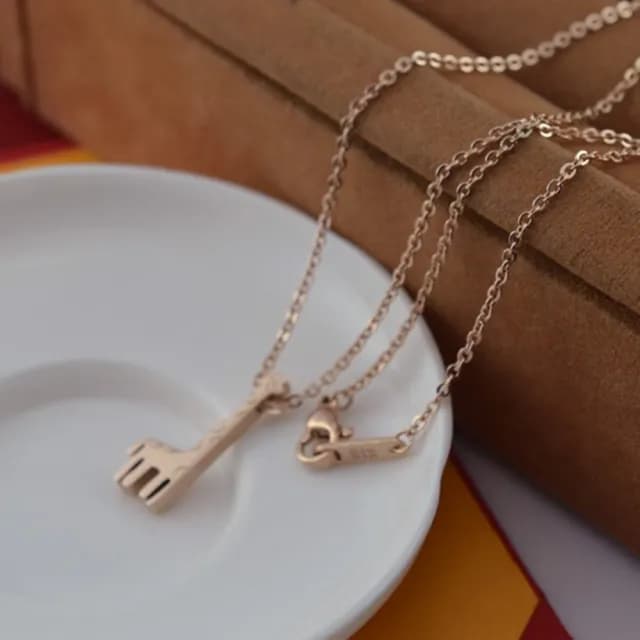 【米蘭精品】現貨+預購 玫瑰金項鍊吊墜子(時尚可愛長頸鹿流行飾品情人節生日聖誕節交換禮物71x23)