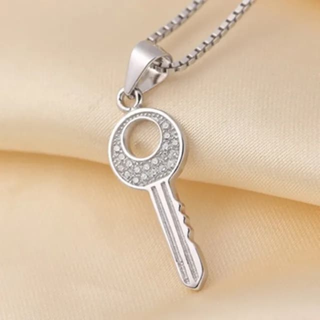 【米蘭精品】現貨+預購 項鍊鑲鑽流行銀飾品(簡單時尚鑰匙母親節情人節生日聖誕節交換禮物73am174)