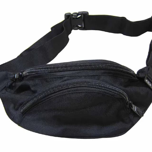 【SNOW.bagshop】父親節禮物 屁股包腰包胸前30kg拉力測試斜側隨身品專用包(防水包 尼龍布MP3耳機孔成年青少